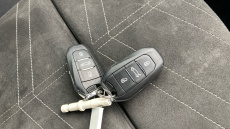 Vauxhall Grandland 1.2 Turbo Ultimate 5dr Petrol Hatchback